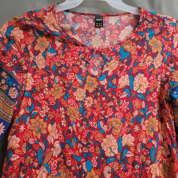 Red Floral Medium Maxi Dress with Ruffle Hem by Ranlege - Picture 4 of 11